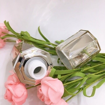 Ακρυλικό κολάρο Luxury Custom Skin Care Set με χωρητικότητα 15g 30g 50g 30ml 50ml 75ml